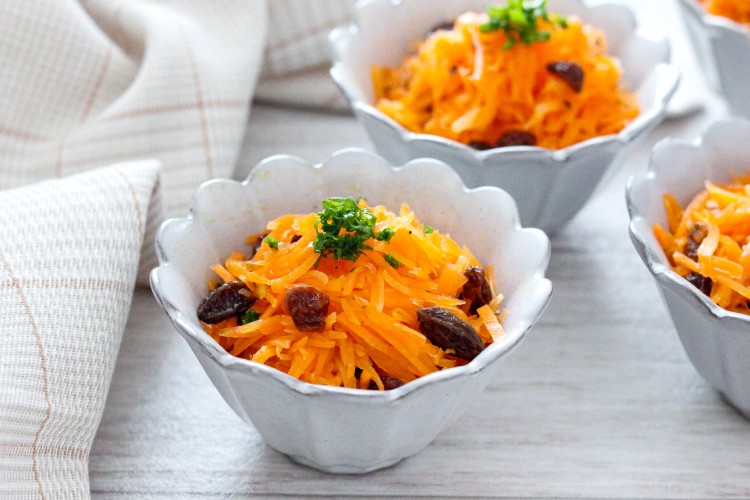 「にんじん(人参)のマリネ」幼稚園・保育園の人気の給食レシピ(富喜屋オリジナル食育レシピ)