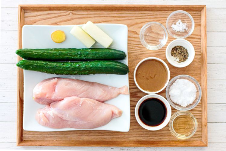 4人分の材料|「蒸し鶏の胡麻ダレ」幼稚園・保育園の人気の給食レシピ(富喜屋オリジナル食育レシピ)
