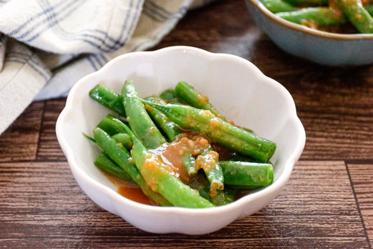 「いんげんの味噌和え」幼稚園・保育園の人気の給食レシピ(富喜屋オリジナル食育レシピ)