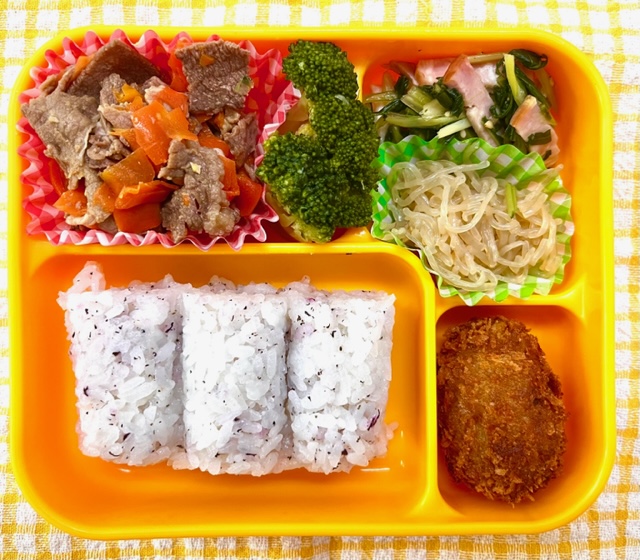 手づくりコロッケ・牛肉のオイスター炒め（お弁当給食）