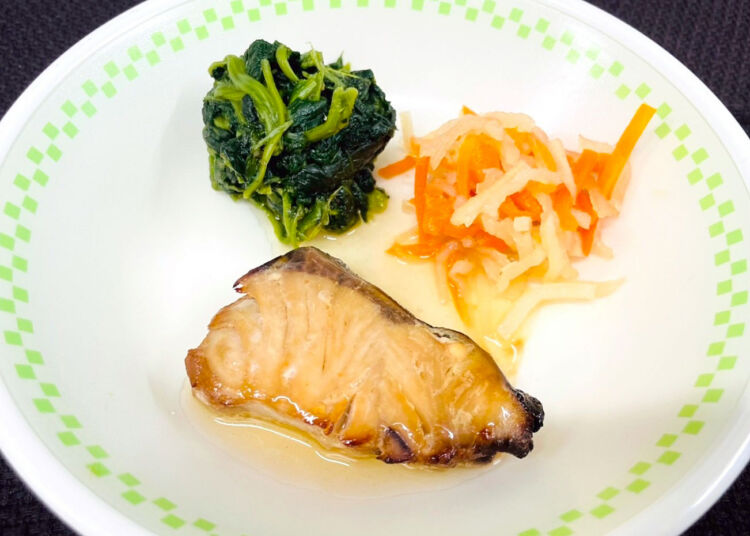 お正月の定番「ぶりの照り焼き」給食（東京都 こども園）委託給食・自園給食