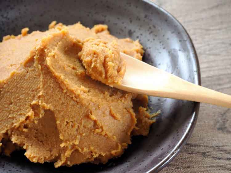 世界で一番カンタン！大豆の水煮をつぶして塩と麹をまぜるだけ！ 大人気の「手づくりみそレシピ」Webで特別公開します【お家で食育コラム vol.5】