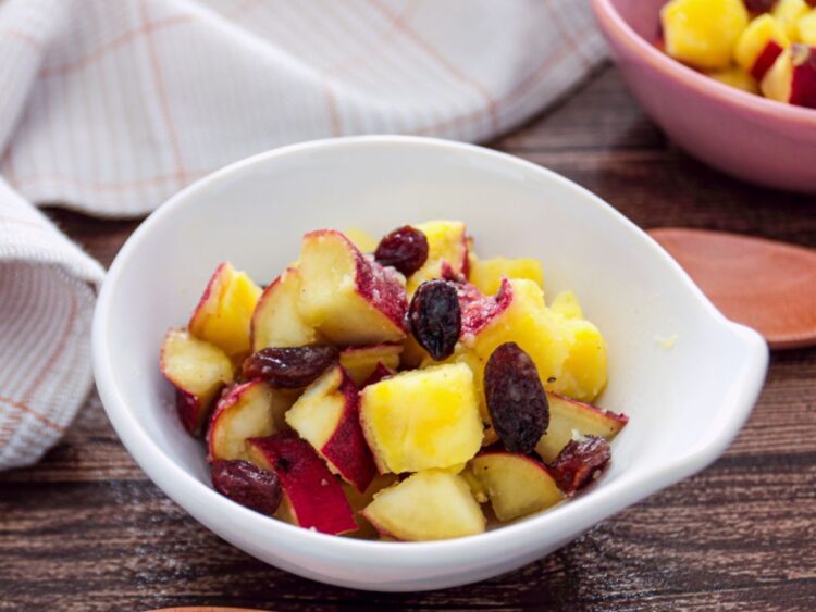 「さつまいもとレーズンのサラダ」幼稚園・保育園の人気の給食レシピ（富喜屋オリジナル食育レシピ）