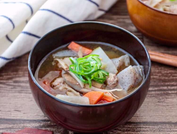 「豚汁」幼稚園・保育園の人気の給食レシピ（富喜屋オリジナル食育レシピ）