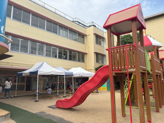 箕面学園附属幼稚園のすべり台
